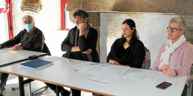Le bureau est collégial : Pascale Dluz, Sylvie Kerbiriou Bernard, Amélie Roguès, Priscilla Guizou, Monique Amathieur, Sylvain Loisel, Patrice Mingam, Claude Talabardon et Ernest Le Bris (ici à gauche)
